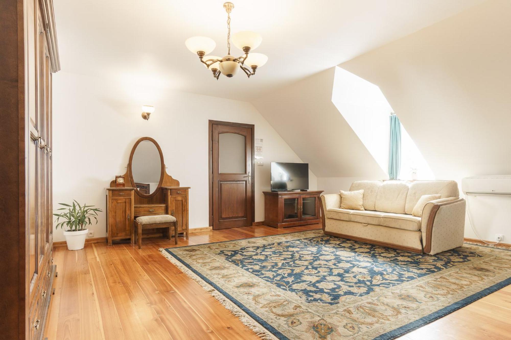 Apartamenty W Dworku Cheval Краков Экстерьер фото