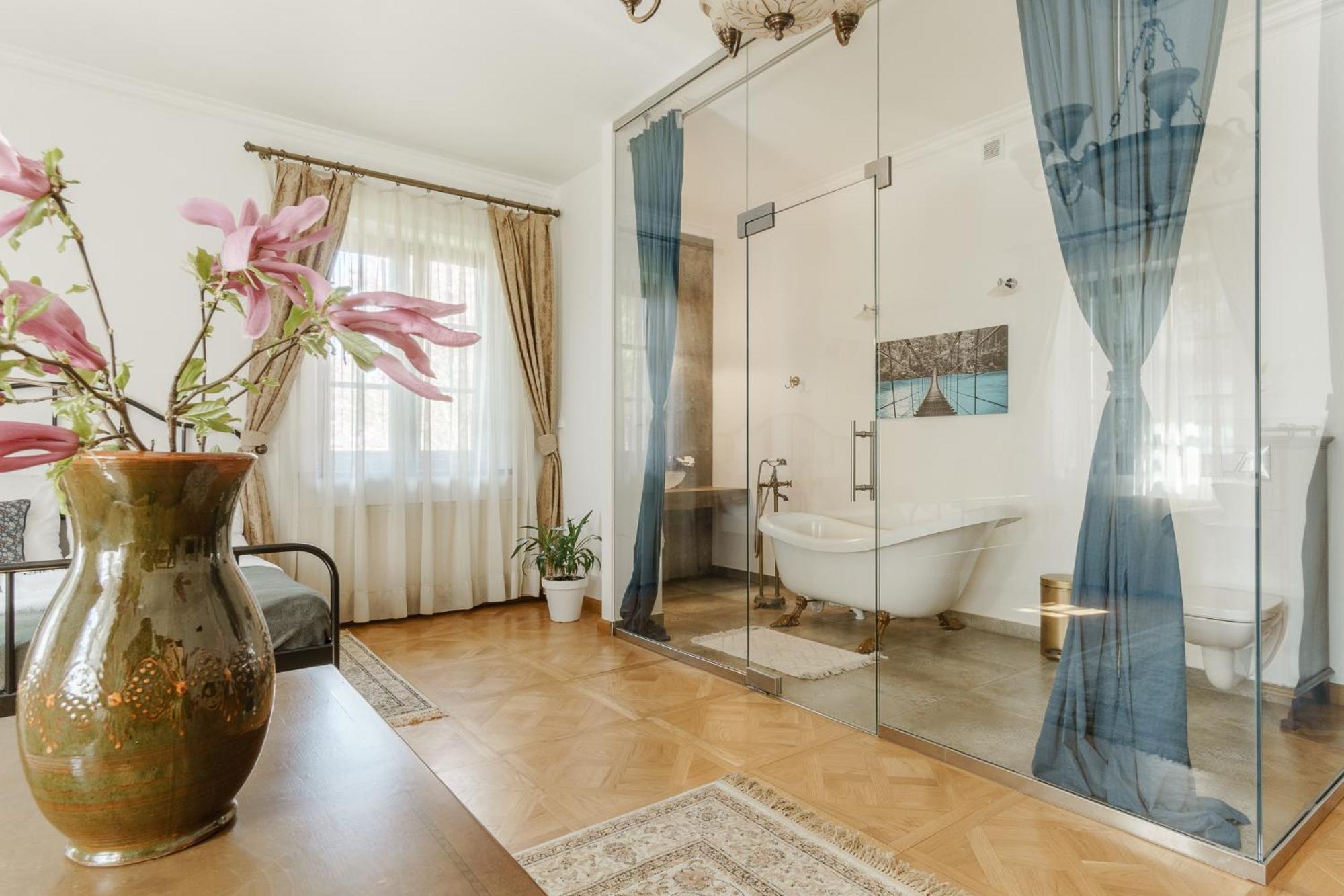 Apartamenty W Dworku Cheval Краков Экстерьер фото