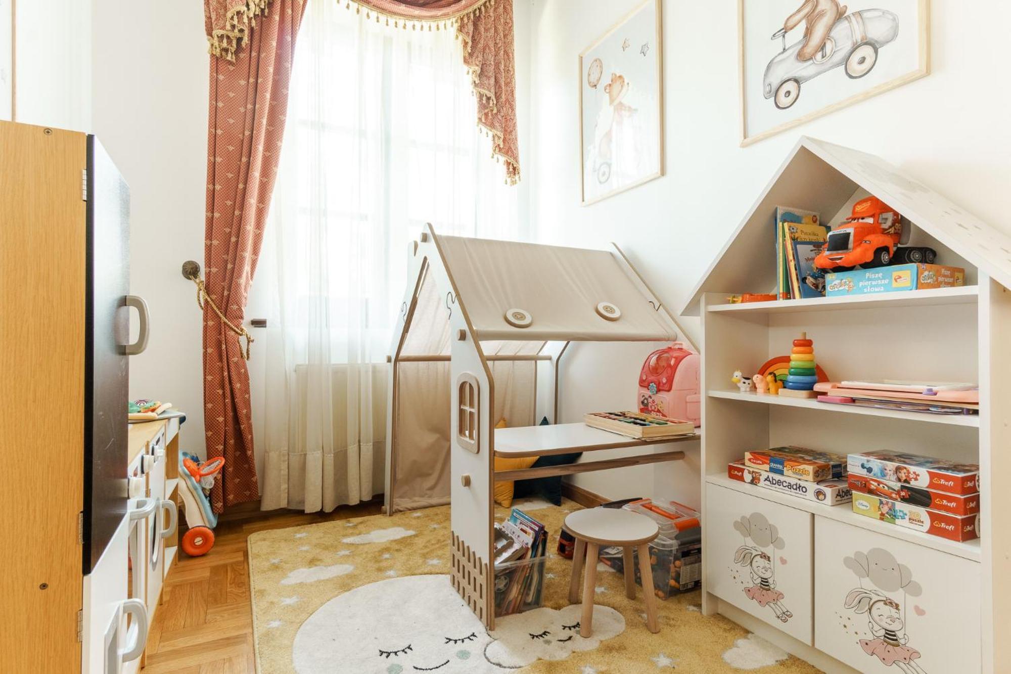 Apartamenty W Dworku Cheval Краков Экстерьер фото